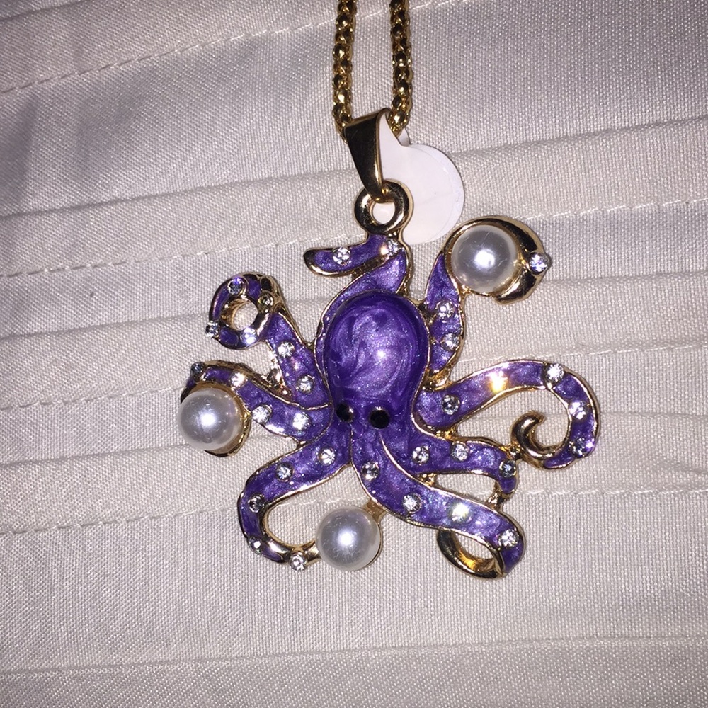 Betsey octopus